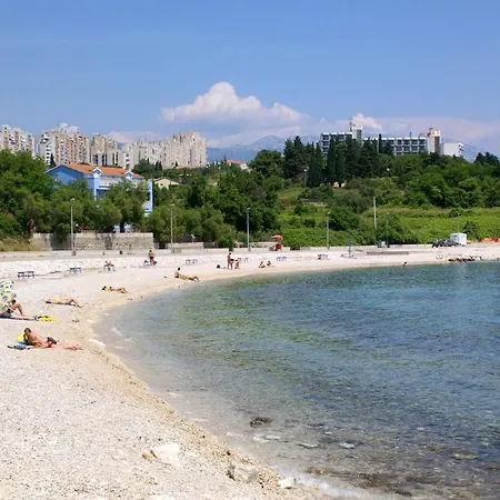 Apartman With A Parking Space - 2197 Split